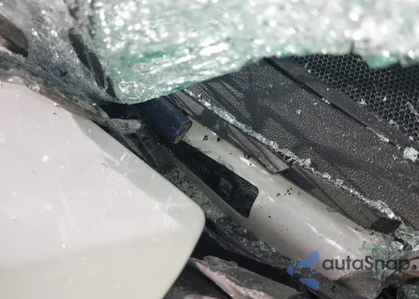 2022 Chevrolet Silverado 1500 Ltd 4Wd Short Bed Rst from USA, damaged, VIN 1GCUYEED6NZ194815